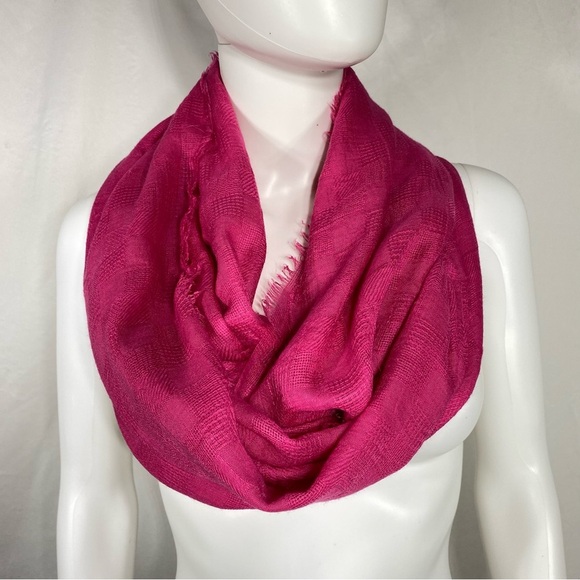 Free Press Hot Pink Frayed Edge Infinity Scarf - Picture 3 of 5